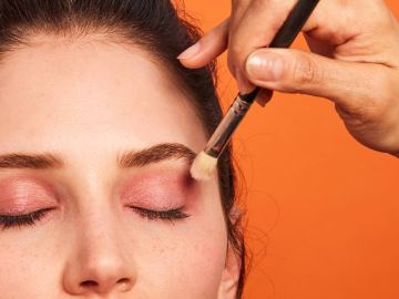 Easy eyeshadow tutorial for beginners